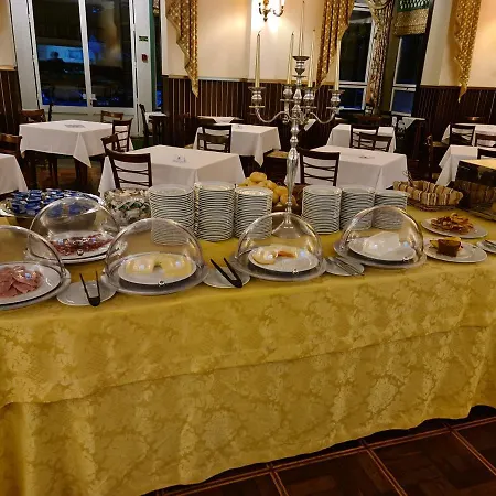 Urgeirica Hotel 4*